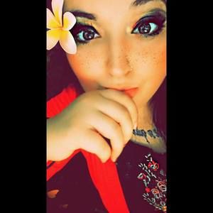 Meet your Posher, Briana